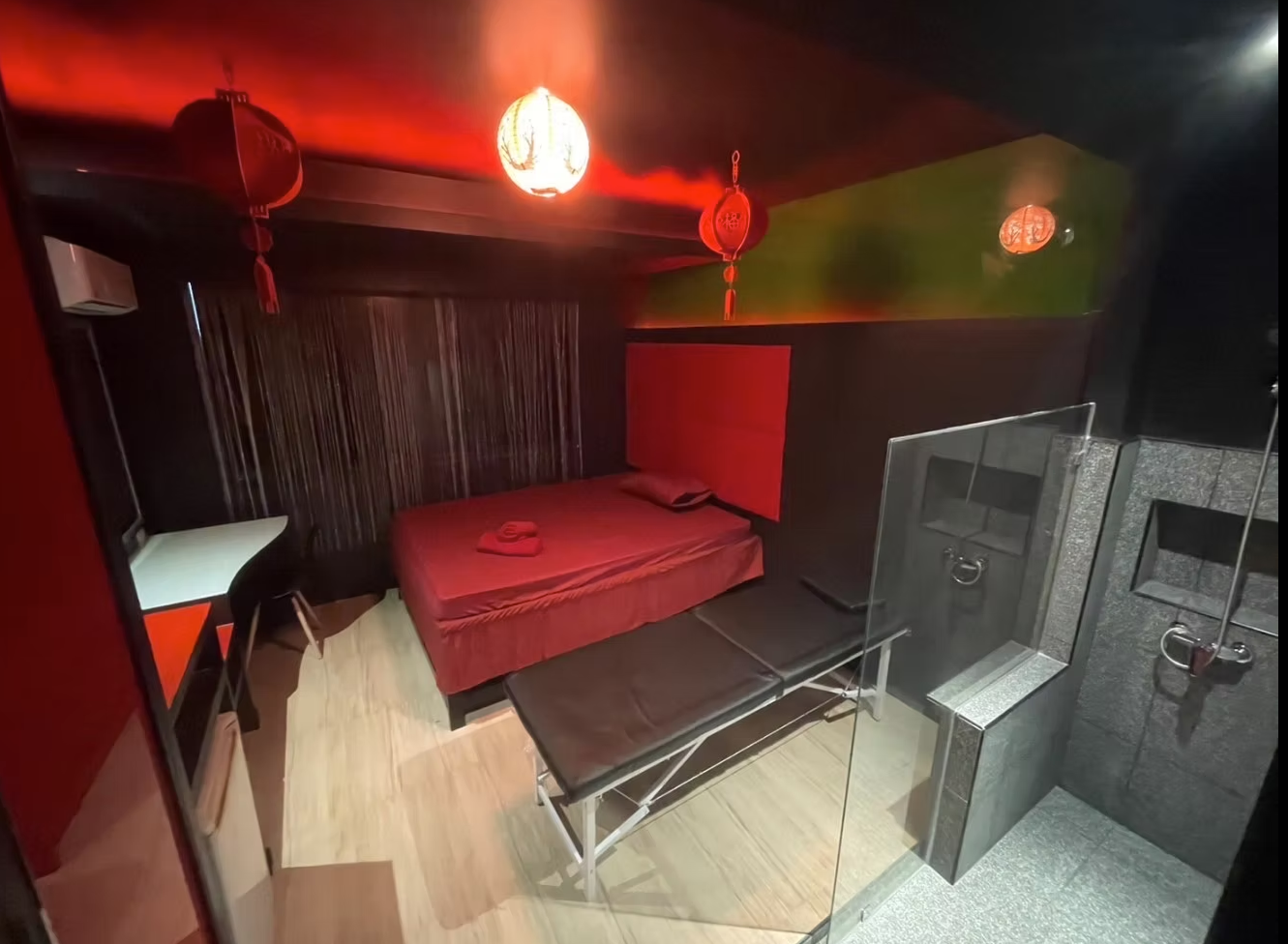 AMOR 888 VIP룸 내부 시설